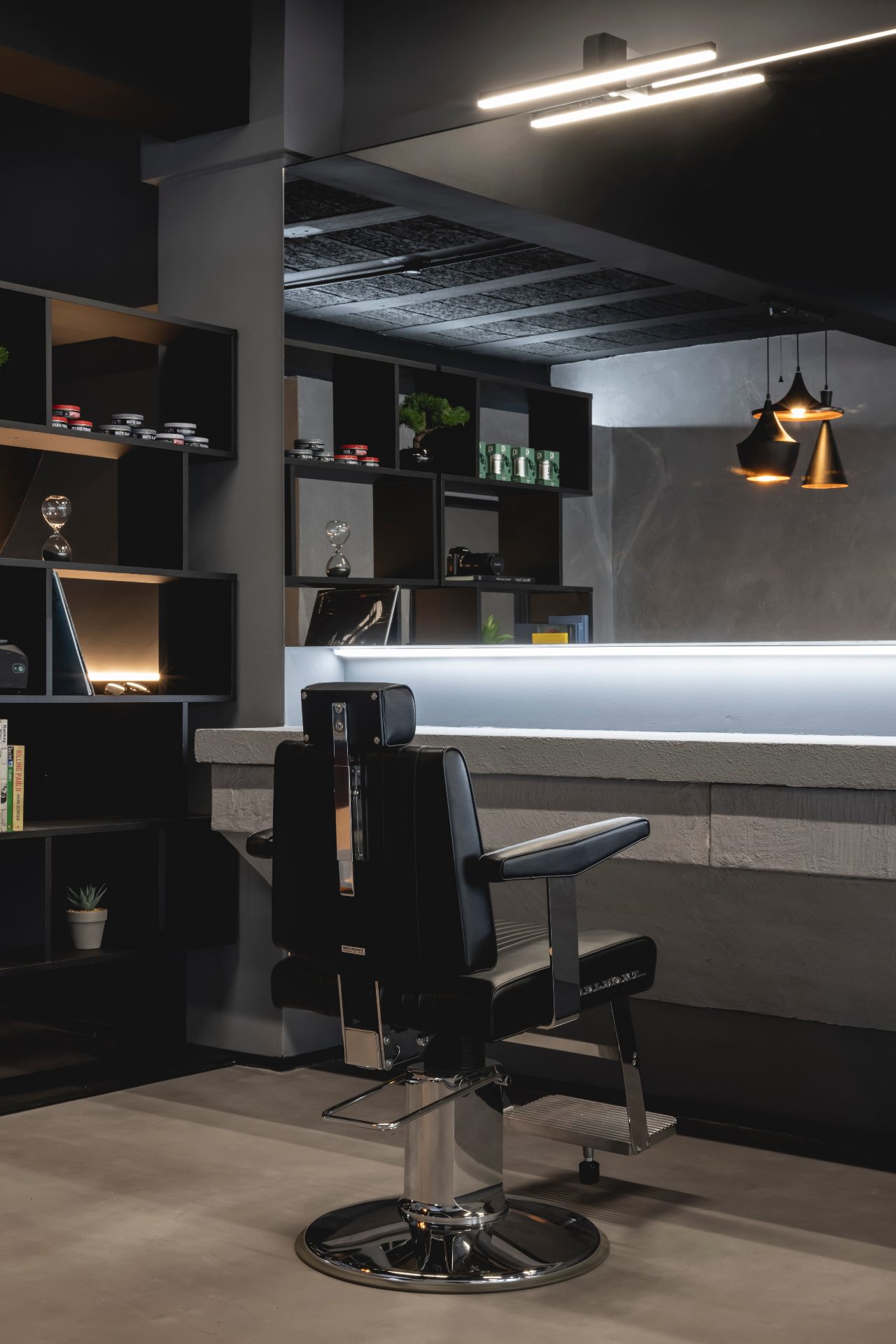 Single barber chair